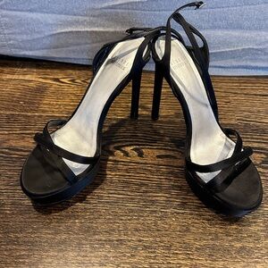 Stuart Weitzman Black platform women heels 7.5